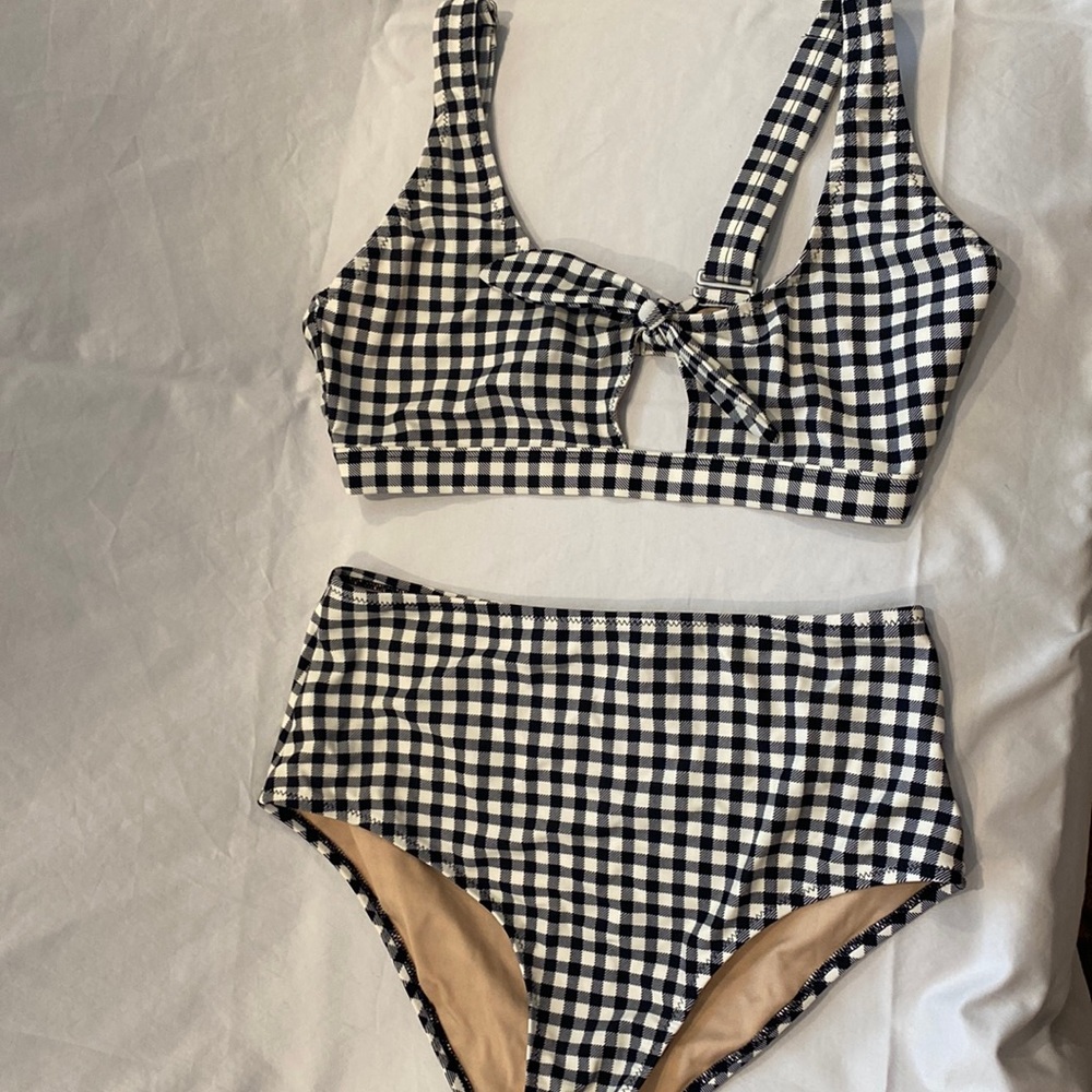 Old Navy plaid bikini, high waisted with a cutout on top